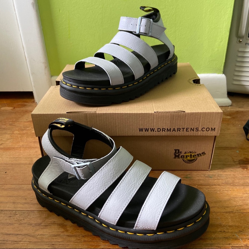 BRAND NEW DR MARTENS BLAIRE SANDALS